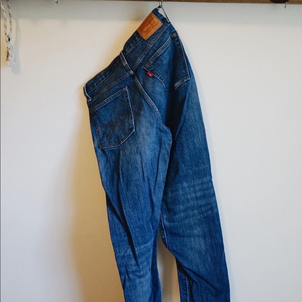 Levi’s wedgie Jean